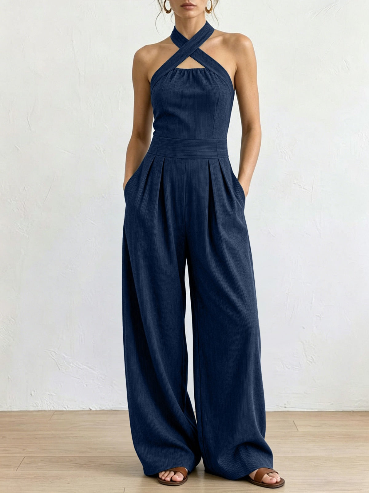 Paula | Mono elegante de lino con escote cruzado